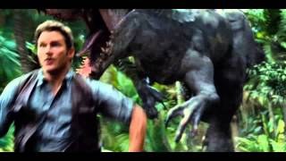 Jurassic World  Extrait 2 quotOwen échappe à LIndominus Rex quot VOST Au cinéma le 10 Juin [upl. by Abbi]