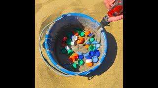 Strandschoonmaak getransformeerd in handige vuilnisbak ♻️ [upl. by Pavlish441]