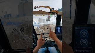 Cara naik di tumpukan Loadingexcavator alatberatexcavator alatberat proyek shorts [upl. by Mundford254]