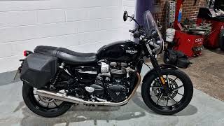 TRIUMPH STREET TWIN [upl. by Aennyl346]