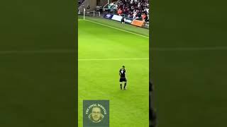 Jamie Vardy Bows To Swansea City Fans After Chants As He Goes Off🎥 lcfc leicestercity shorts [upl. by Enaz941]