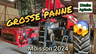 😱 Grosse galère sur la moissonneuse 🛠️ [upl. by Dimah]