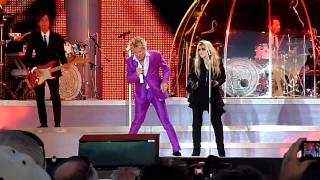 Rod Stewart amp Stevie Nicks  quotYoung Turksquot  Hyde Park London 260611 [upl. by Rand117]