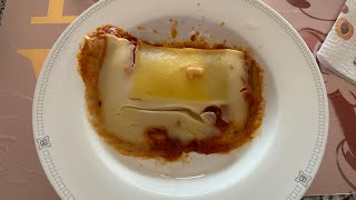 Mukbang con lasagne vegetariane sugo di soia [upl. by Mada]