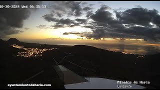 Live Web Cams  Playa de Famara  Lanzarote  Canary Islands [upl. by Afatsum467]