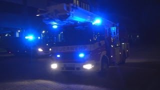 AUSRÜCKEN ZUM ZIMMERBRAND  LÖSCHZUG  KEF FEUERWEHR NEUSS  ALARMIERUNG [upl. by Terrilyn]