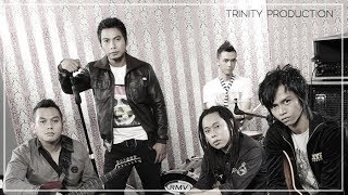 NaFF  Yang Tak Pernah Bisa Mencintaimu  Official Video Clip [upl. by Kentiggerma818]