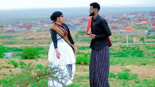 BISHAAR AWAL FT UBAX DARAJO HINAASE DHAANTO CUSUB OFFICIAL VIDEO [upl. by Nnanaej327]