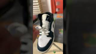 How to loose lace Jordan 1 Jordan 1 mid [upl. by Honora]