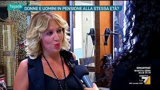 Donne e uomini in pensione alla stessa età [upl. by Neve]