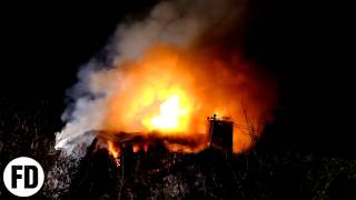 Berliner Feuerwehr  Feuer Dach  Bohnsdorf  Krumme Strasse [upl. by Jelene778]