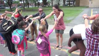 École StPierre  Fin de lannée scolaire 201617  la haie dhonneur [upl. by Nahtanoj685]