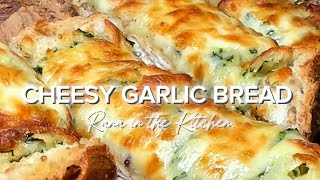 Cheesy Garlic Bread  خبز الثوم بالجبنة  Rana in the Kitchen [upl. by Eveleen]