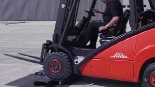 Linde Hydrostatic 39X  The Ultimate Forklift [upl. by Jurgen]