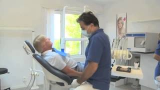 Tandläkare  HÄSSELBY Akuttandvård Dental Care [upl. by Tabitha606]