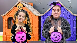 Ruby and Bonnie Street Trick or Treat Adventure [upl. by Hinkle]