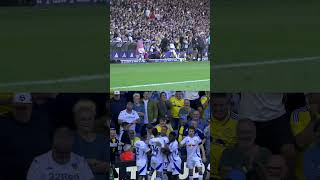 Farke and Elland Road celebrate goals v Hull City  Dugout Cam [upl. by Simaj63]