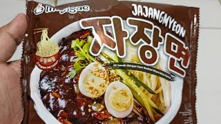 Mujigae Jajangmyeon Instant Noodle  Iseng Dirumah [upl. by Flore]