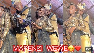 DEM WA FB LEFT IN TEARS AFTER OBINA DID THIS TO A LADY ON STAGEOGAOBINNA PERFORMING WELO WELO [upl. by Rayburn]