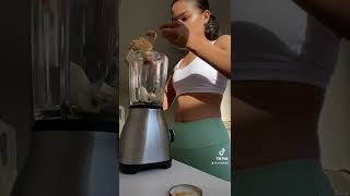 Easy 5 ingredients pre post workout smoothiehethylifestyle [upl. by Biagi878]