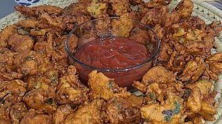 Pakora Recipe  Pyaz Baingan pakori recipe mix Pakora recipe  Onion Eggplant pakori by tasty pakwan [upl. by Bing]