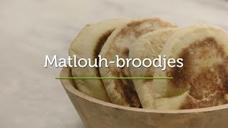 Matlouhbroodjes  Broodjes Bakken  AVEVE [upl. by Nnayelsel]