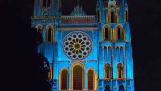 Cathédrale de lumières à Chartres [upl. by Otsuj]