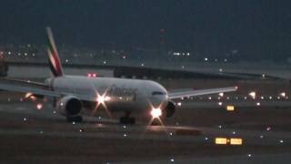 Emirates Boeing 777300ER Landing at Osaka [upl. by Einimod]