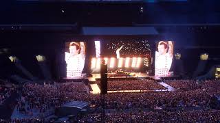 Harry Styles quotOH YEAHquot Canyon Moon amp tribute to Freddie Mercury at Wembley [upl. by Sabrina]