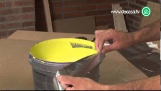 Bricodeco Soluciones para tapar correctamente los botes de pintura [upl. by Eynenihc487]