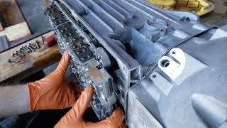 MERCEDES 7229 7G AMG TRANSMISSION HOW TO REMOVE VALVE BODY CONDUCTOR PLATE [upl. by Emerson]