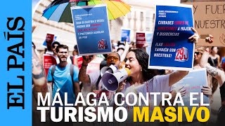 MÁLAGA  Manifestación en el centro de la ciudad contra el turismo masivo y el precio del alquiler [upl. by Lorrin]