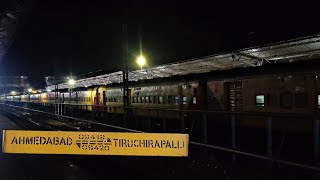 Ahmedabad  Tiruchirappalli Weekly Special Express Arriving Trichy  09419  Ajni WAG9  4K [upl. by Kruse]