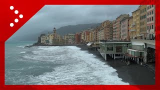 Liguria condizioni meteo in ulteriore peggioramento A Camogli onde via via più intense [upl. by Charla776]