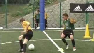 Coerver Coaching quotMake Your Movequot Part 1 [upl. by Hubbard341]