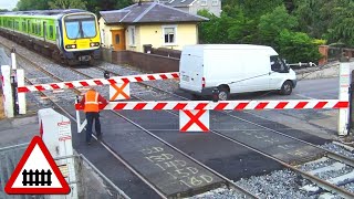 Old Manual Railway Crossing [upl. by Gypsie]