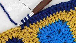 FLAT BORDER EDGING for SOLID Granny Squares With ZERO Ruffling [upl. by Neetsirhc]