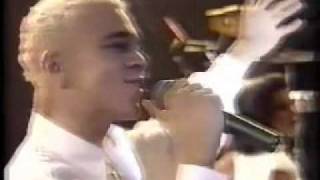 Netinho video clipe de quotEU QUERO BEIJOquot 1990 [upl. by Divadnhoj364]