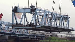 Sloop oude Botlekbrug 08102017 [upl. by Alrich]