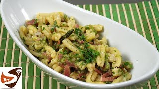 Pasta con asparagi selvatici e speck – Facile e gustosa – Primi piatti [upl. by Nihcas]