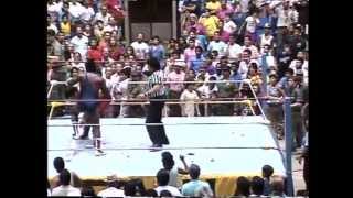 WWC Carlos Colón vs quotSadisticquot Steve Strong  The Final Battle 1989 [upl. by Inaja]