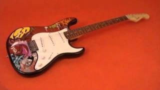 EGitarre umgestalten Das Guitarfacelift quotGraffittiquot für die Stratocaster [upl. by Kussell]