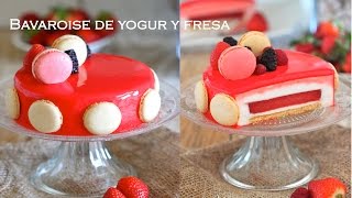 Bavaroise de yogur con fresas y glaseado rojo [upl. by Lambart]