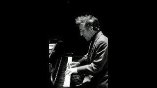 Vladimir Ashkenazy plays quotClair de lunequot of Debussy  LIVE [upl. by Sachiko]