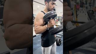 Mind muscle connection 🧠💪shorts youtubeshorts gym workout ytshorts [upl. by Naesar]