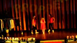 Kinder Mini Playback Show mit Marijke Amado im Capitol 3 Mädchen singen Song aus Camp Rock [upl. by Enilrem154]