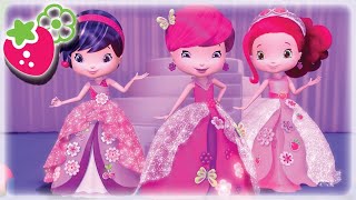 Strawberry Shortcake 🍓 On Ice 🍓 Berry Bitty Adventures [upl. by Ettolrahs]