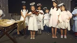 6 year old Aika plays The First Noel on violin  Saddleback Kids Christmas 2023 [upl. by Askari]