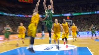 Brutalidad de Nedovic a dos manos [upl. by Wootan]