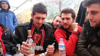 ESparta Deplasman Yaparsa  absinthe hazırlanışı [upl. by Zanlog18]